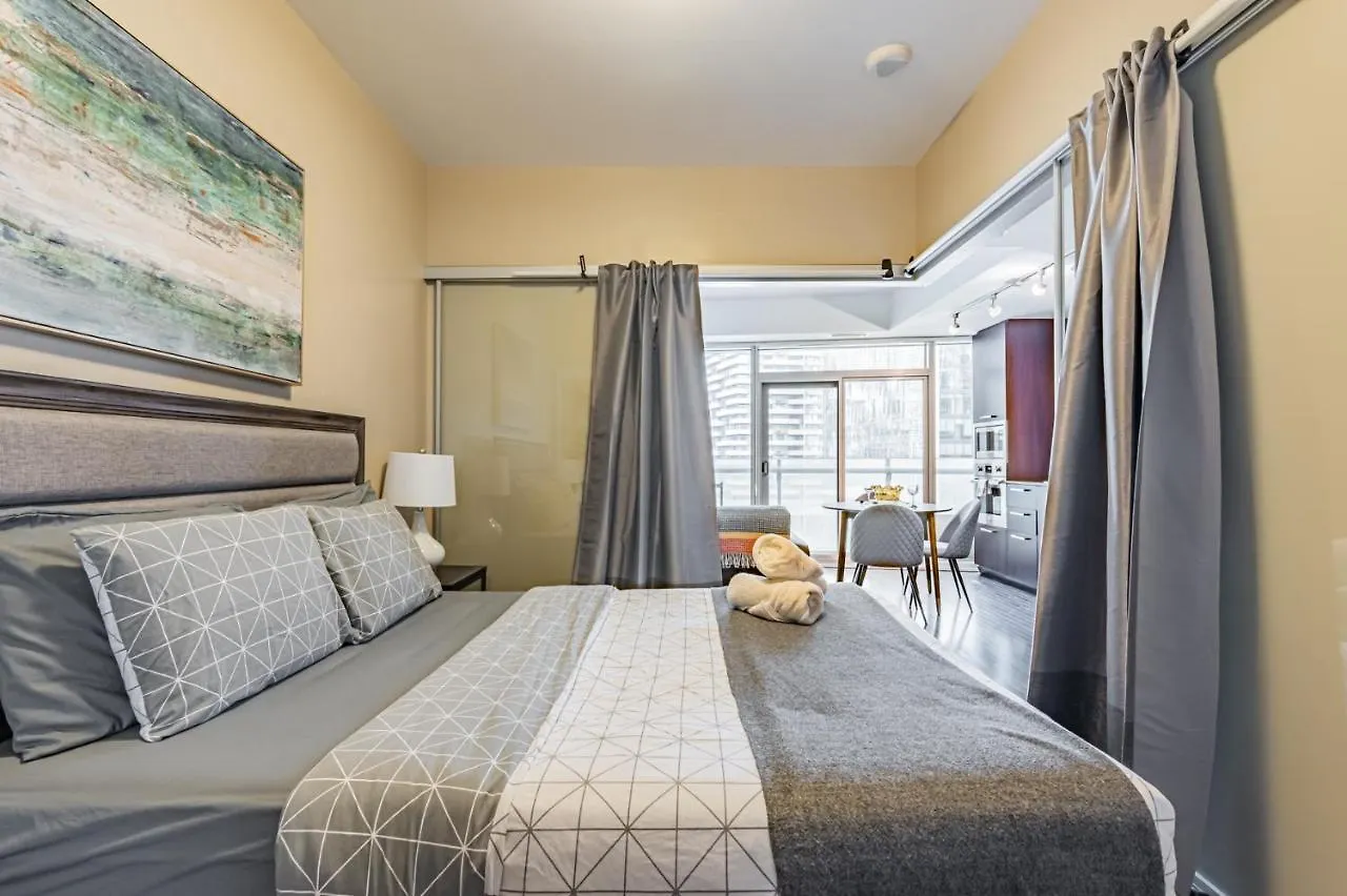 تورونتو Downtown Vacation Rentals 0*,  كندا