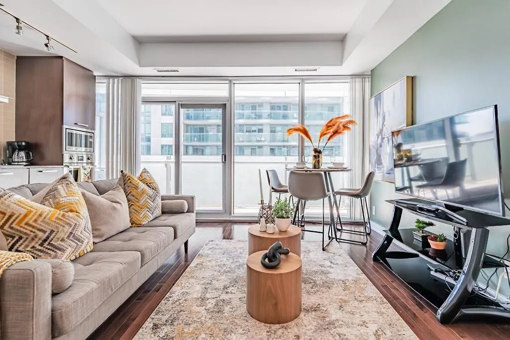Downtown Vacation Rentals Toronto