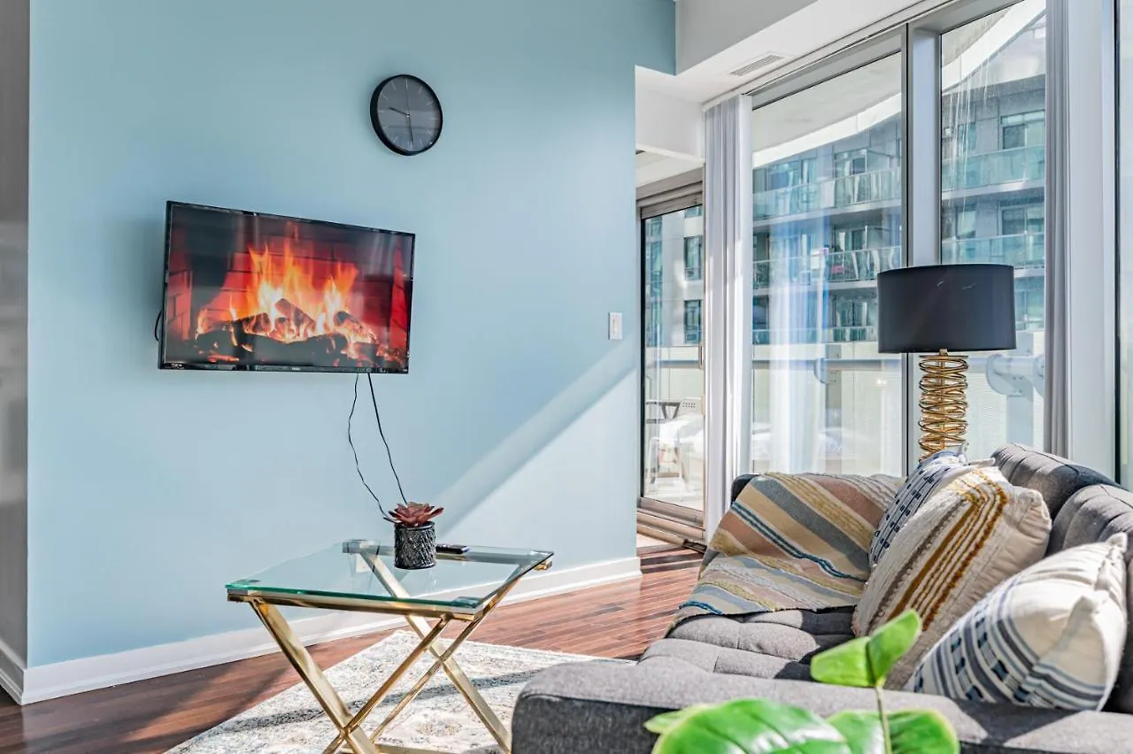 Apartment Downtown Vacation Rentals Toronto