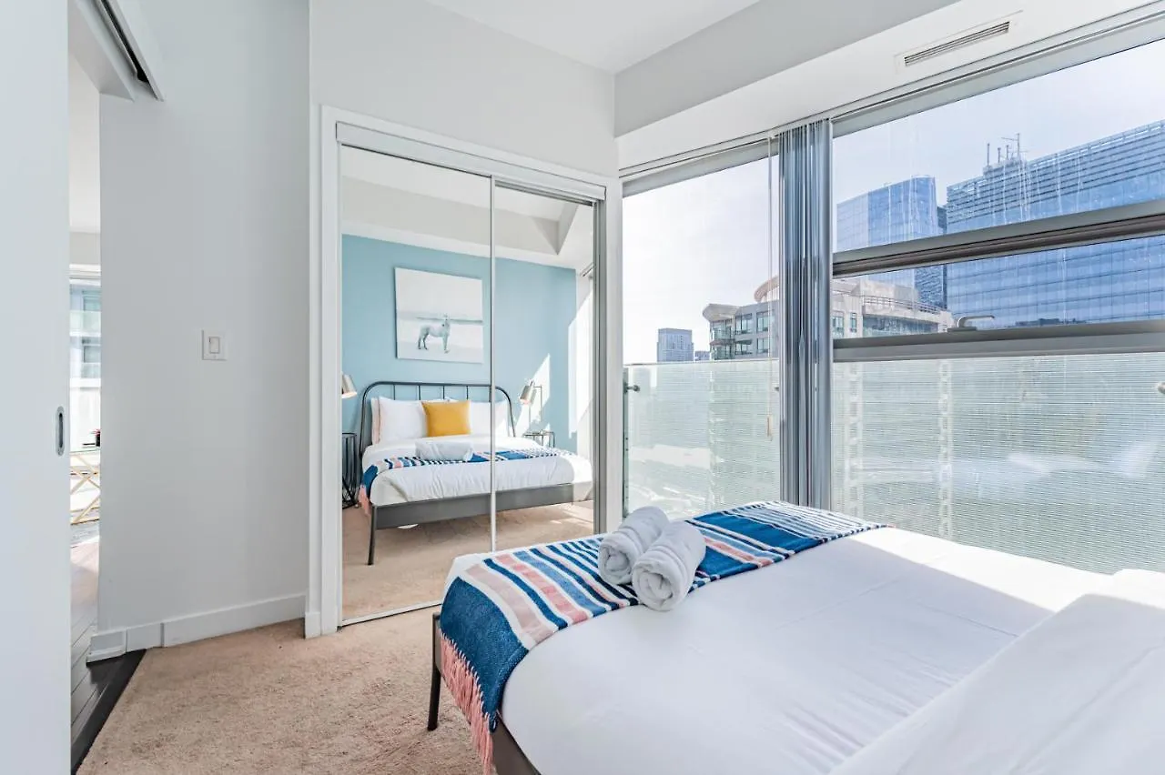 Downtown Vacation Rentals Toronto Canada