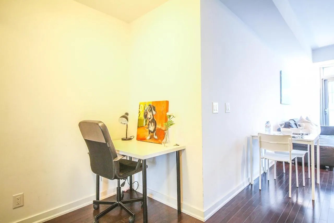 Apartment Downtown Vacation Rentals Toronto