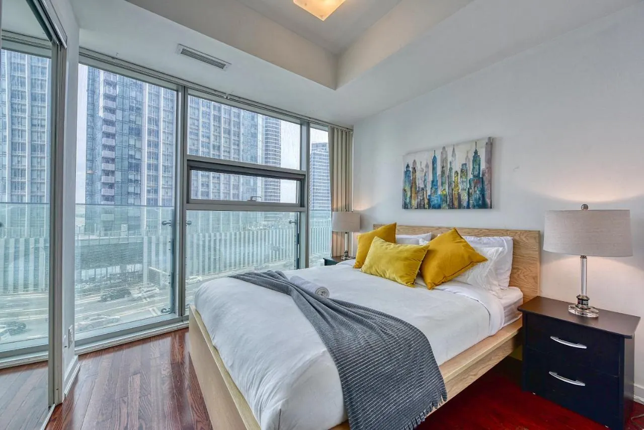 Apartment Downtown Vacation Rentals Toronto