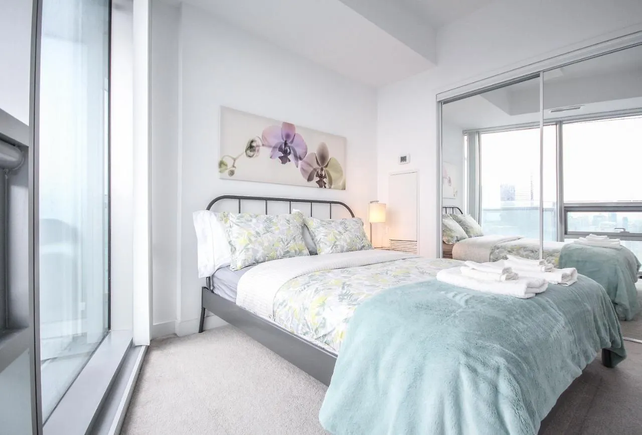 Apartment Downtown Vacation Rentals Toronto Canada
